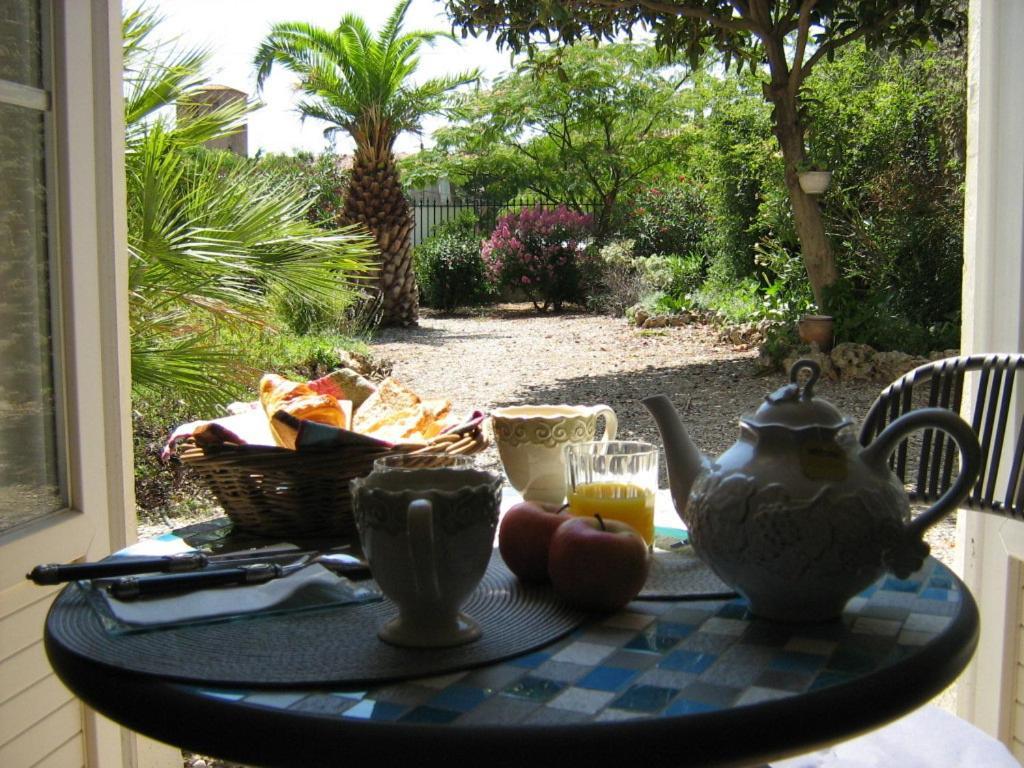 La Maison Des Palmiers Homps  Luaran gambar
